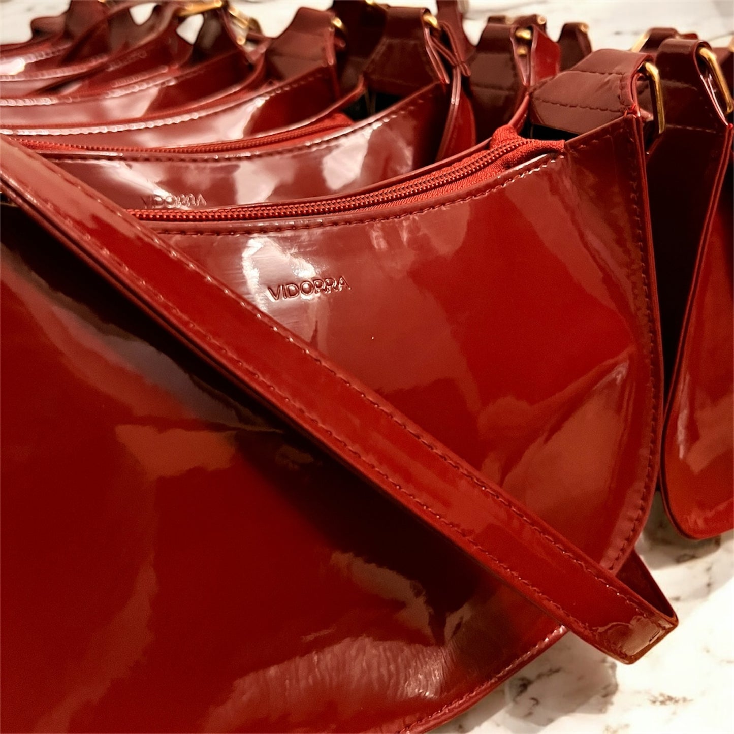 Verona - Maroon