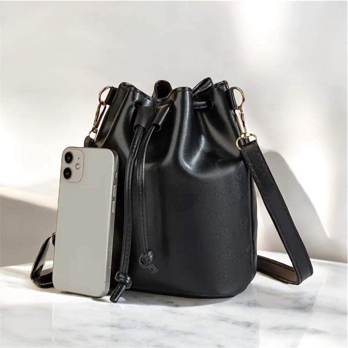 Elara - Black