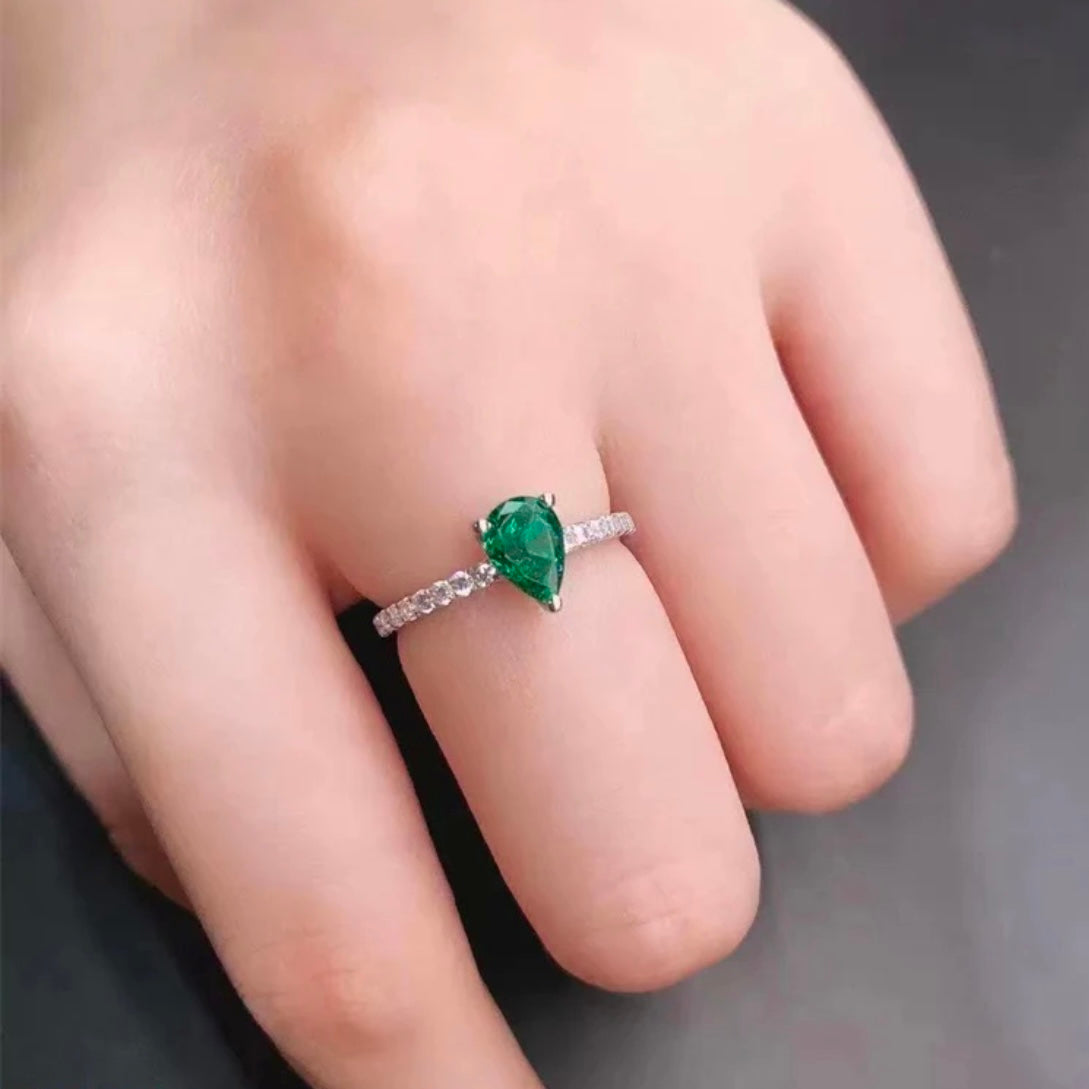 Green Stone Teardrop ring