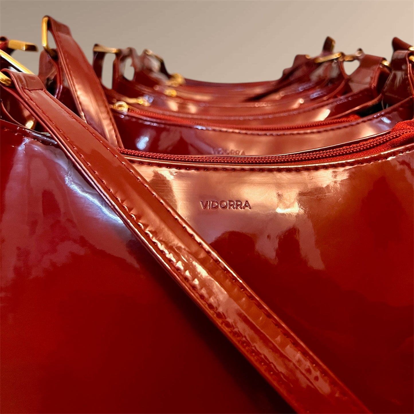 Verona - Maroon