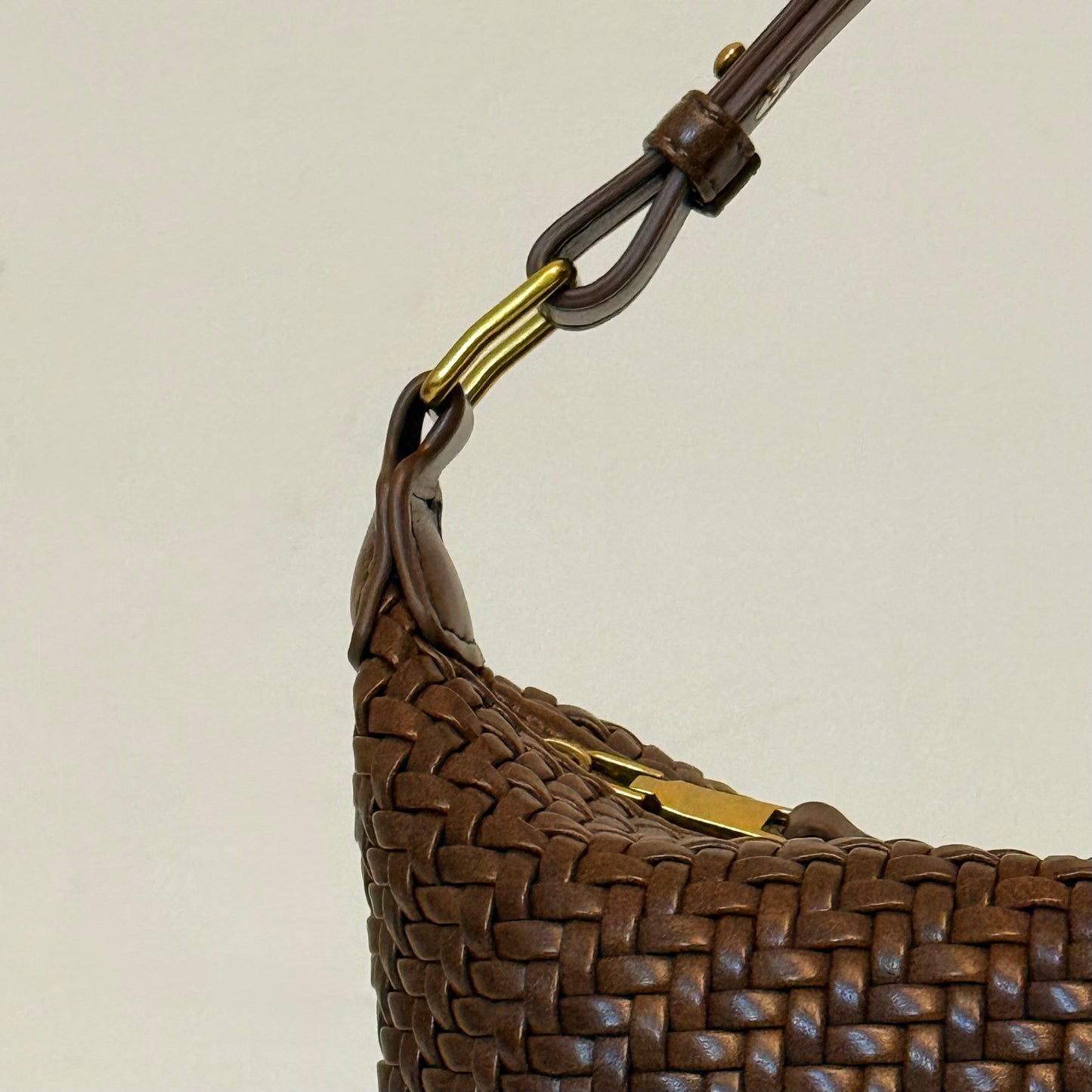 Kaia - Brown