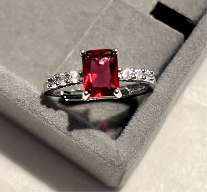 Minimal Ruby Stone Ring