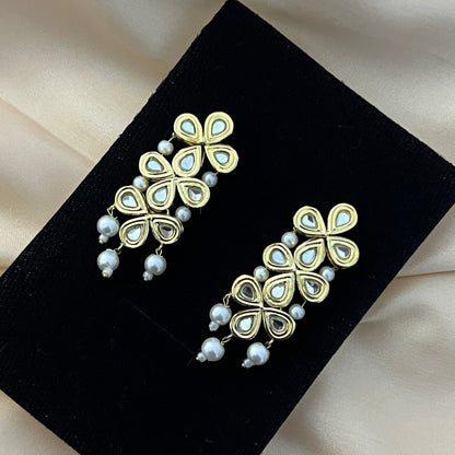 Chandni - Traditional Kundan Jhumka