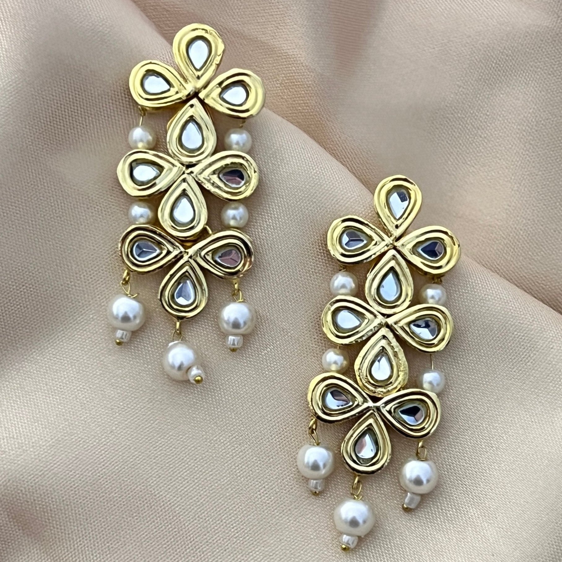 Chandni traditional kundan jhumka earring