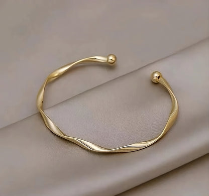 Curved Gold Bracelet