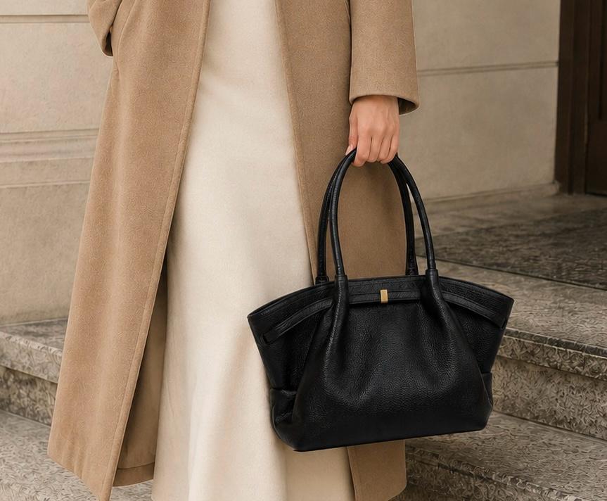 Estelle - Black