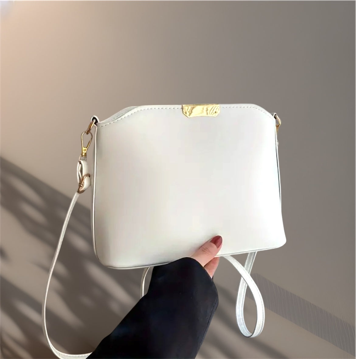 Ivory - Casual Crossbody Bag