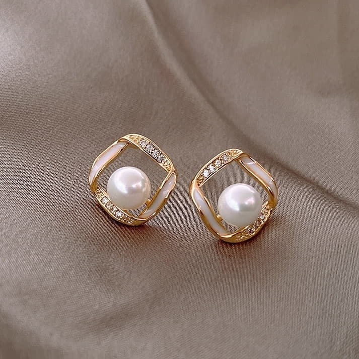 Squared Pearl Studs