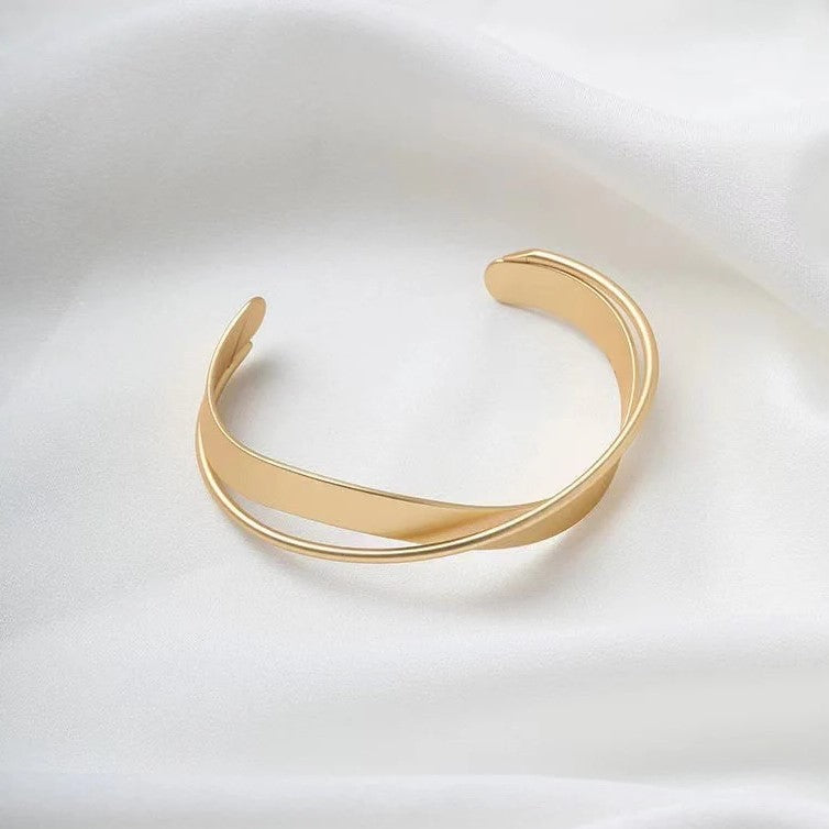 Zigzagged Bangle