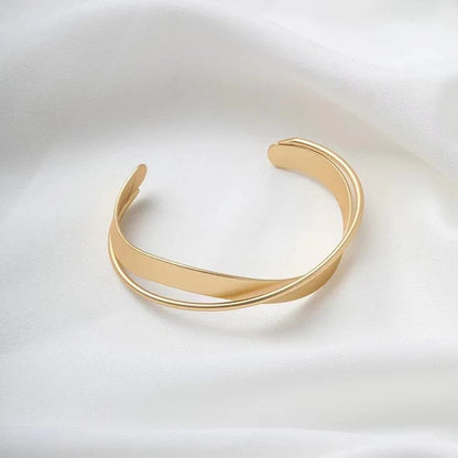 Zigzagged Bangle